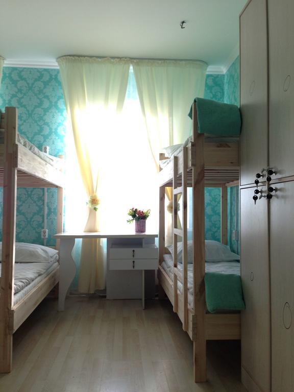 Triumph Astana Hostel Kamer foto